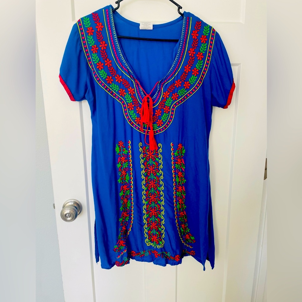 Women embroidered dress
